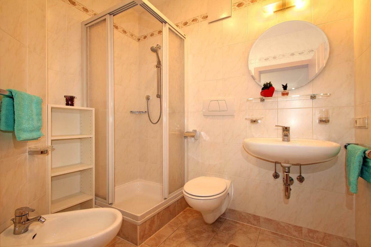Schmoezlhof Apartment เตซิโด ภายนอก รูปภาพ